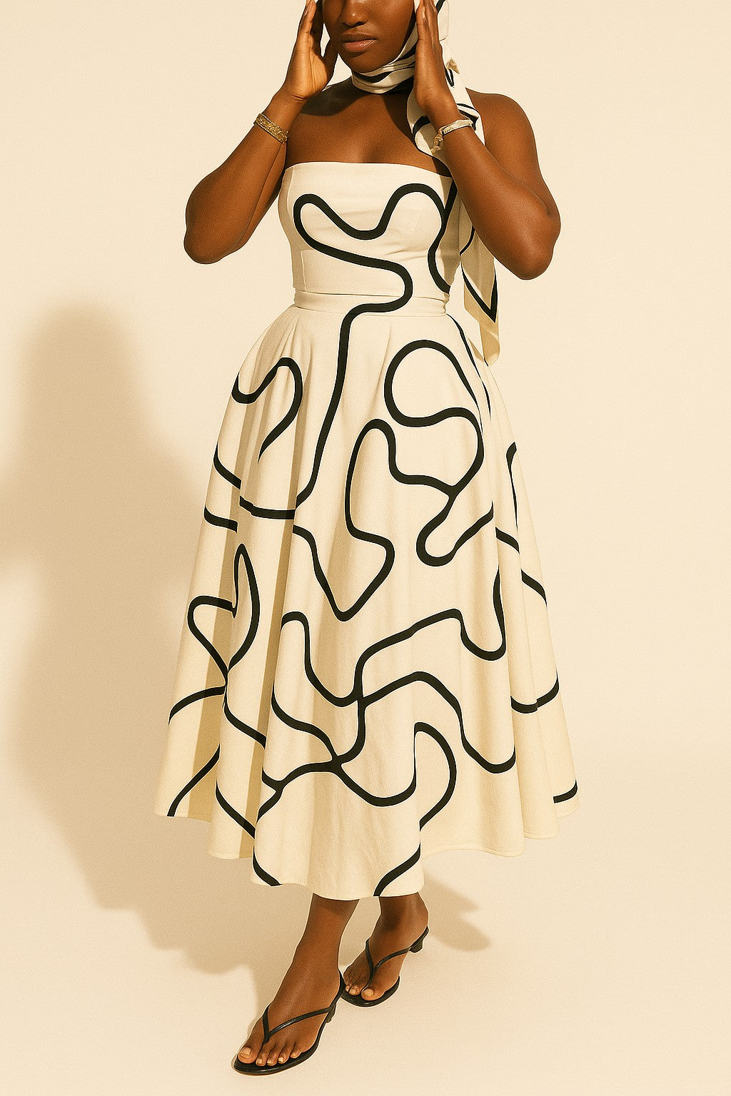 Chic Maxi Dress with Eye-Catching Design